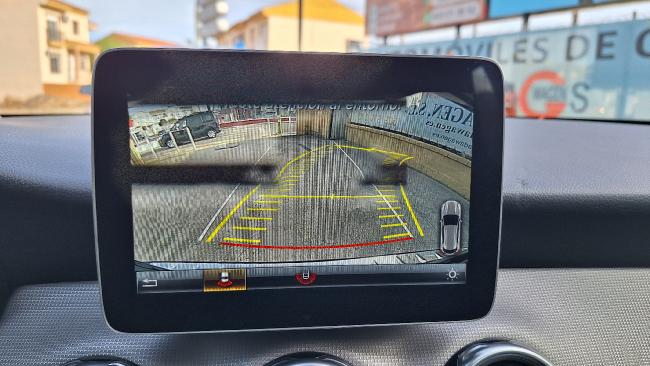 Imagen de Mercedes GLA 180 *GPS*Piel*LED* (3283173) - Granada Wagen