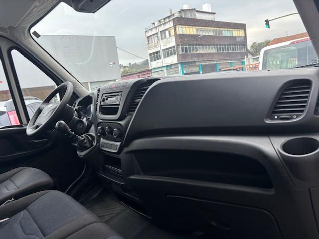 Imagen de Iveco DAILY CHASIS CABINA 3.0 D 150 CV 32.000 KMS (3285270) - VEHICULOS DE OCASION