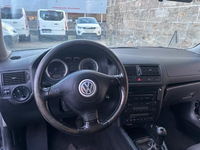 Imagen de Volkswagen GOLF 1.9 TDI SPORT-LINE 105 CV (3286500) - VEHICULOS DE OCASION