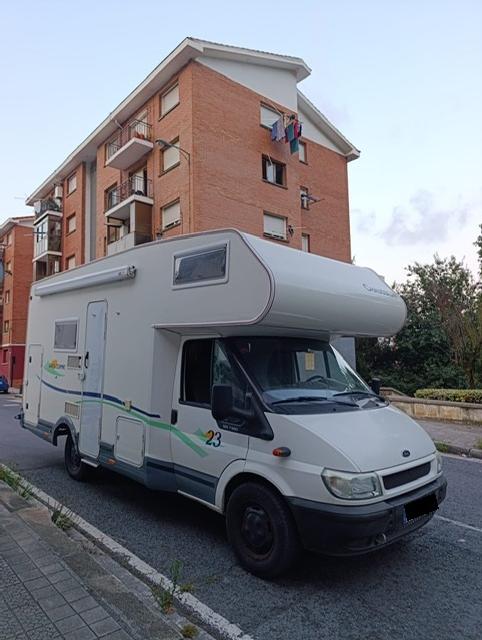 Autocaravana Ford Chausson 2.4 DTI lista para viajes Galdakao