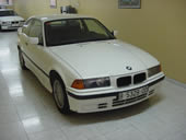 BMW 320 COUPE