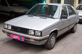 Renault R-11
